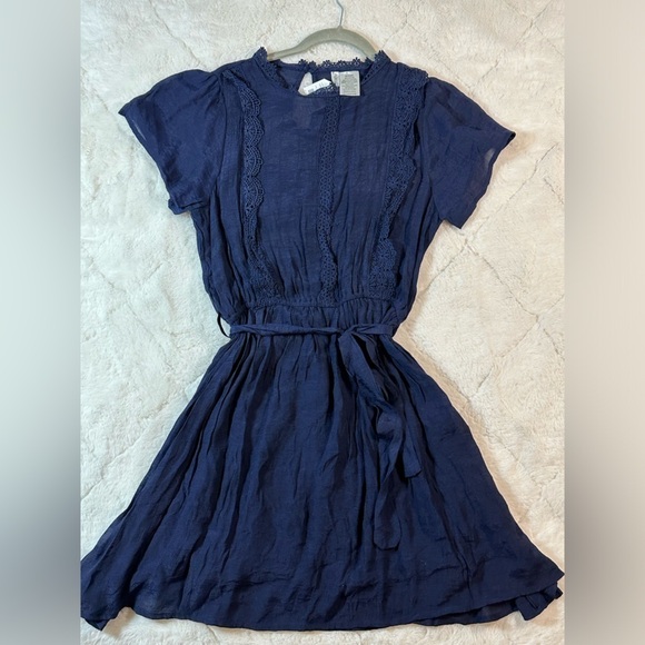 Forgotten Grace Juniors women’s Medium Blue tie waist mini Dress New NWT - Picture 2 of 7